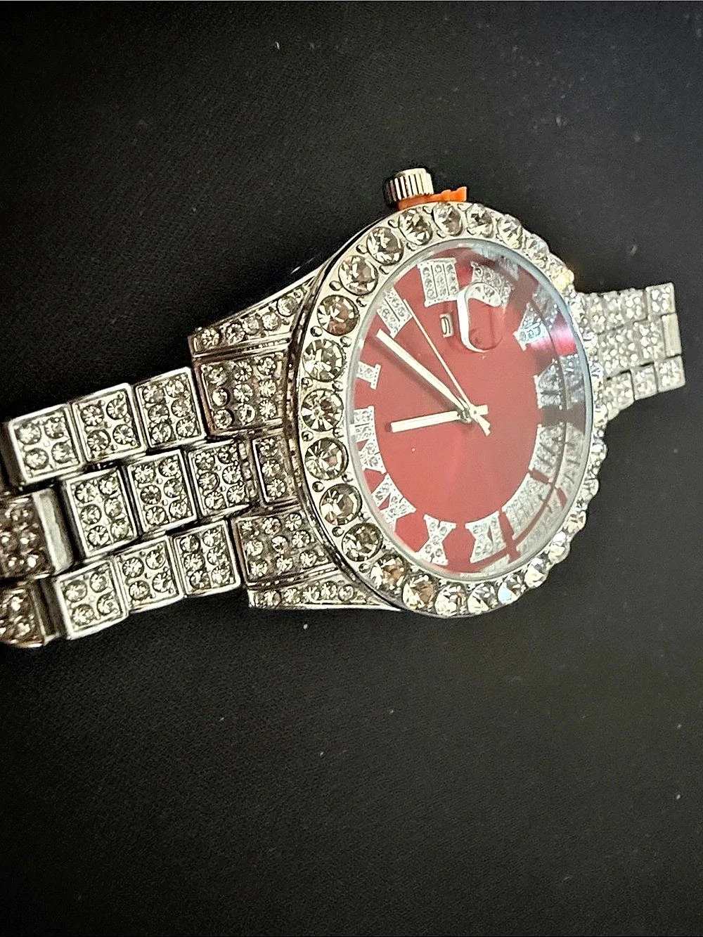 FAKE red watch